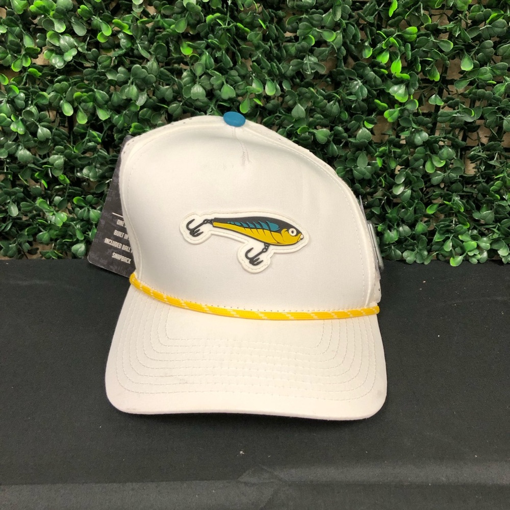 Pins & Aces FISHING LURE WHITE - PERFORATED ROPE HAT
